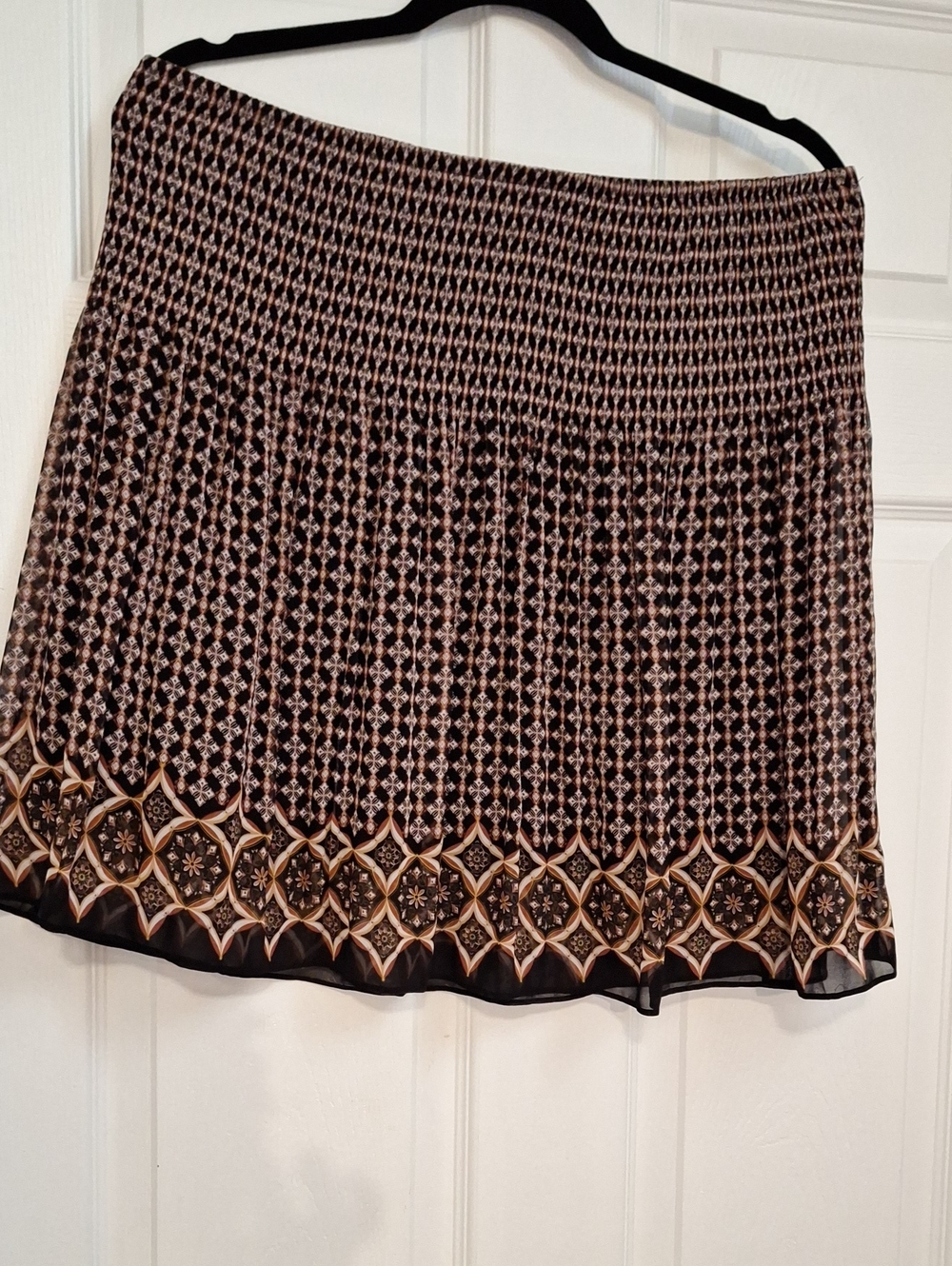 Max Studio Black and Tan Patterned Skater Skirt